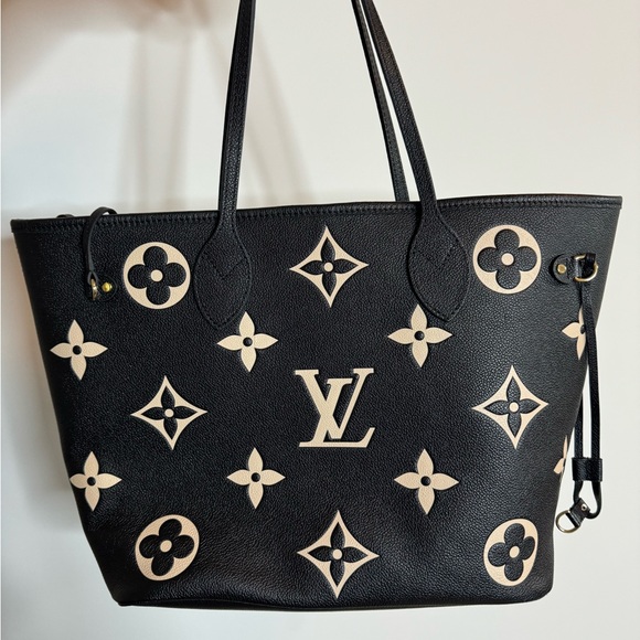 Louis Vuitton Neverfull MM - Picture 5 of 7